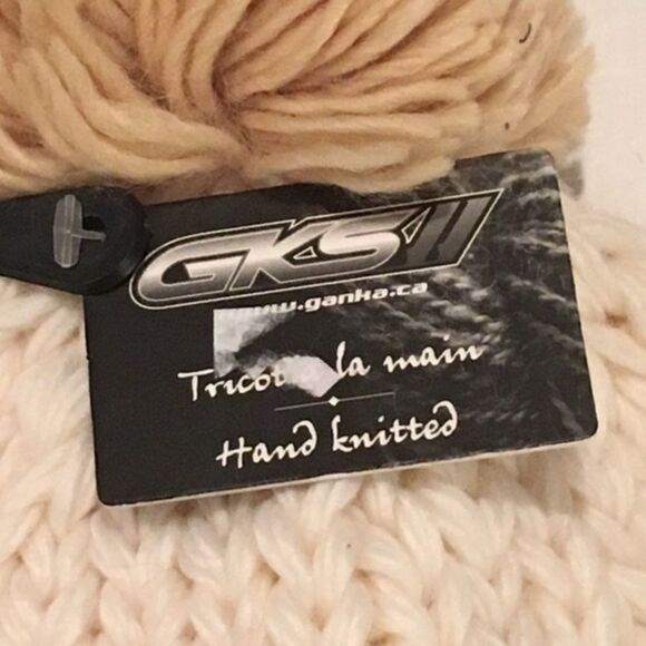 NWT Adult Unisex Hand Knitted White Beanie by Ganka - Picture 2 of 4